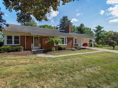2645 Ayrshire Dr, Bloomfield Hills, MI, 48302-0801 | Card Image