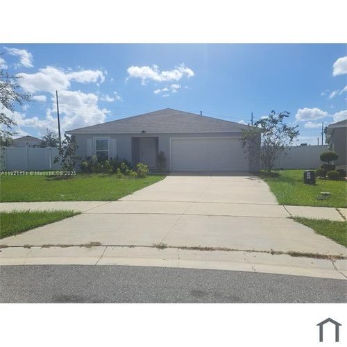 336 Towns Cir, Haines City, FL, 33844-6772 | Card Image