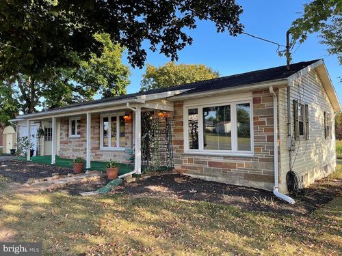 28334 Route 35 N, MIFFLINTOWN, PA, 17059-8706 | Card Image