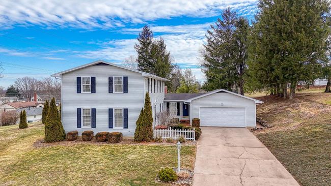 416 Crestview Dr Ne, House other with 4 bedrooms, 3 bathrooms and null parking in Lancaster OH | Image 56