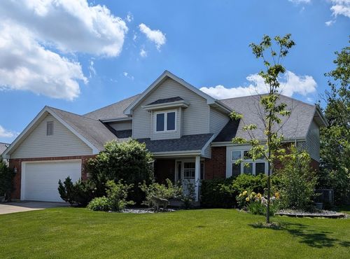 711 Dartmouth Ln, New Lenox, IL, 60451-3818 | Card Image