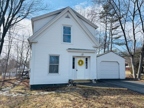 41 Dean St, Winterport, ME, 04496-3247 | Card Image