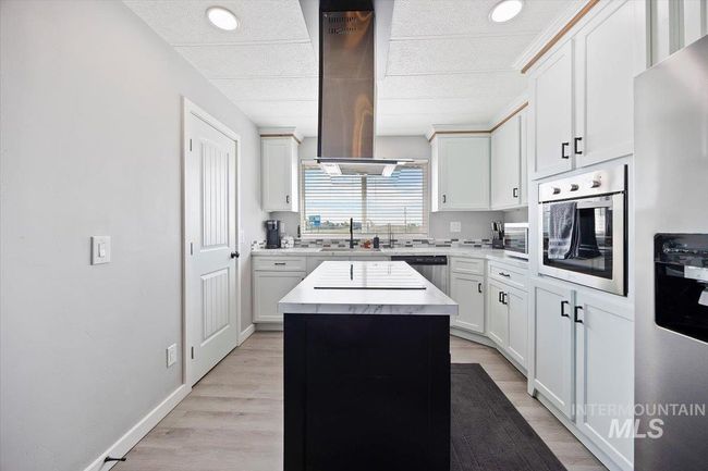 1882 Frontage Rd S, House other with 3 bedrooms, 2 bathrooms and null parking in Wendell ID | Image 4