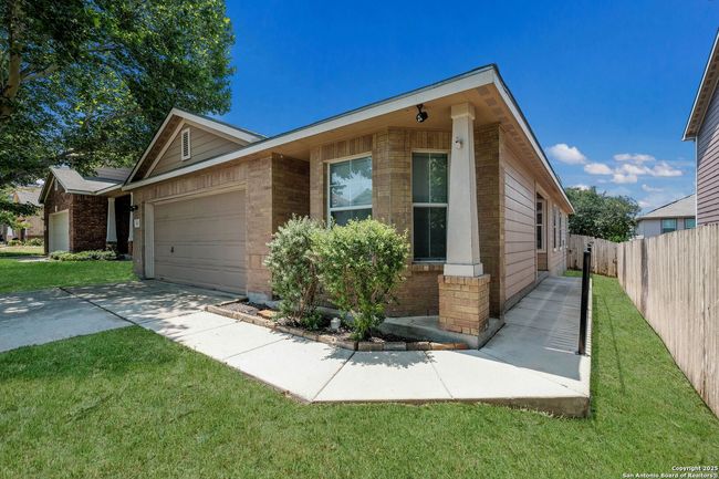 5517 Saffron Way, House other with 3 bedrooms, 2 bathrooms and null parking in Leon Valley TX | Image 4