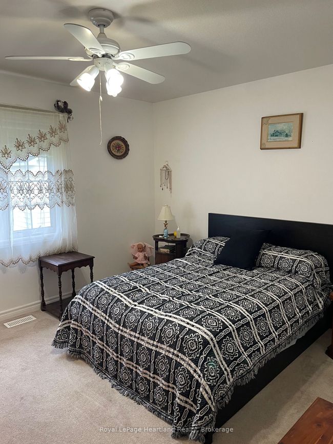 14 Garden Rd, Home with 4 bedrooms, 2 bathrooms and 2 parking in Goderich ON | Image 21