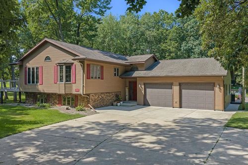 517 Schwantz Road, PARDEEVILLE, WI, 53954 | Card Image