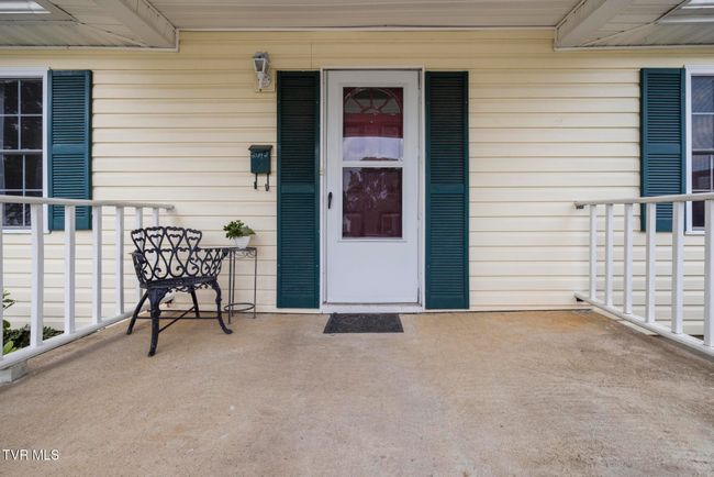 2012 Euclid Ave, House other with 3 bedrooms, 2 bathrooms and null parking in Bristol VA | Image 4
