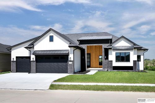 5534 N 213th Ave, Elkhorn, NE, 68022-4994 | Card Image