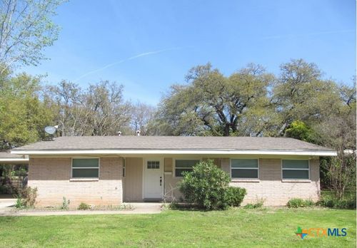 1400 N East St, Belton, TX, 76513-2146 | Card Image