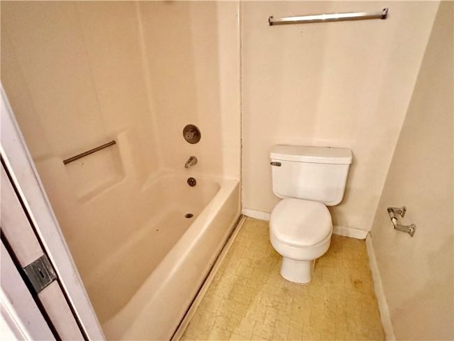 APT-8 - 3402 Ocean Dr, Condo with 2 bedrooms, 3 bathrooms and null parking in Corpus Christi TX | Image 8