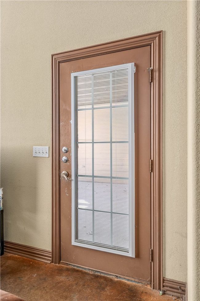 2410 S 2 Nd St, Condo with 3 bedrooms, 3 bathrooms and null parking in Waco TX | Image 31