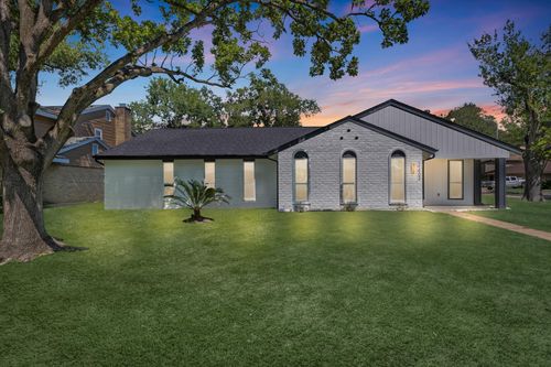 11402 Ash Creek Dr, Houston, TX, 77043-4608 | Card Image