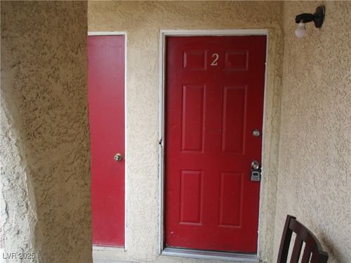 2-2209 N Jones Blvd, Las Vegas, NV, 89108-3317 | Card Image