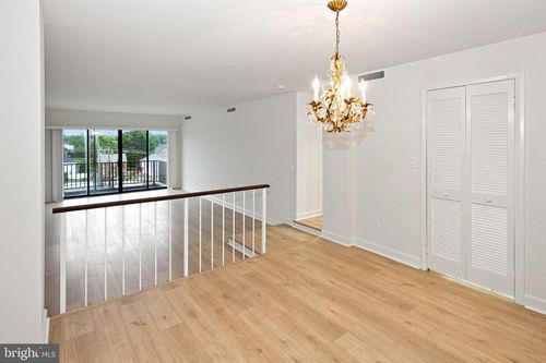 506-3601 Clarks Ln, BALTIMORE, MD, 21215-2728 | Card Image