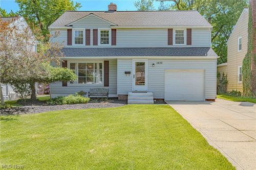 1233 Brainard Rd, Lyndhurst, OH, 44124-1403 | Card Image
