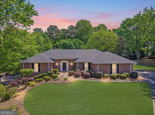205 Saddle Creek Dr, Roswell, GA, 30076-1097 | Card Image