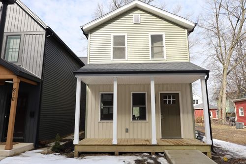 816 Lavina St, Fort Wayne, IN, 46802-4029 | Card Image