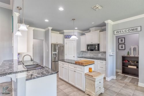 258 Magnum St, Tuscola, TX, 79562-3943 | Card Image