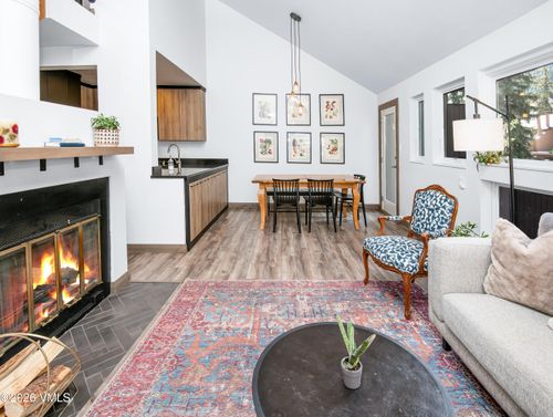 3g-3921 Bighorn Rd, Vail, CO, 81657-3510 | Card Image
