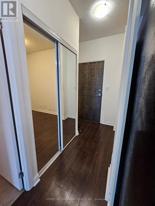 2203-18 Harbour Street, Toronto (Waterfront Communities), ON, M5J2Z6 | Card Image