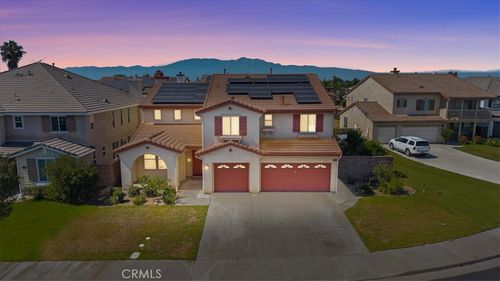13730 Deerpath Cir, Eastvale, CA, 92880-5535 | Card Image