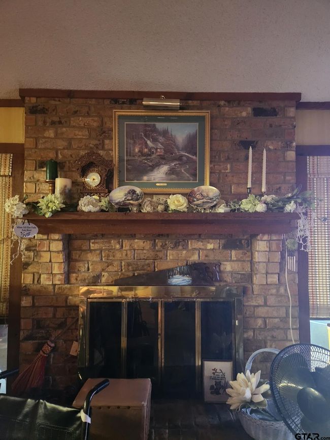 507 E Longview St, House other with 3 bedrooms, 3 bathrooms and null parking in Arp TX | Image 6