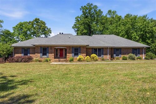 111 Bear Creek Trl, Hampton, GA, 30228-2265 | Card Image