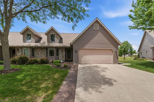 W203N16151 Pin Oak Circle, Jackson, WI, 53037 | Card Image