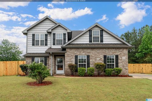 141 Hillcrest Dr, MONTEVALLO, AL, 35115-5945 | Card Image