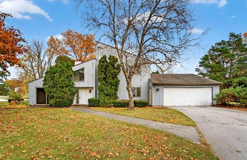 N7754 Ledgeview Springs Drive, TAYCHEEDAH, WI, 54937 | Card Image