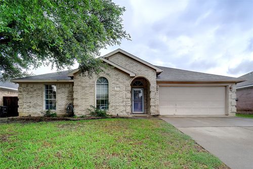 8125 Berkshire Dr, Fort Worth, TX, 76137-6111 | Card Image