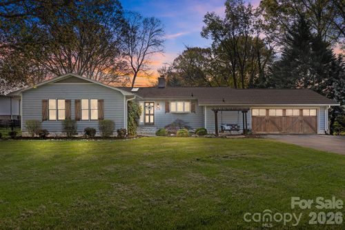 5218 Glenwood St, Sherrills Ford, NC, 28673-9217 | Card Image