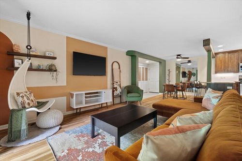 127-1108 N Milwaukee Street, Milwaukee, WI, 53202 | Card Image