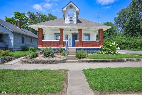 329 E Laurel St, Seymour, IN, 47274-3057 | Card Image