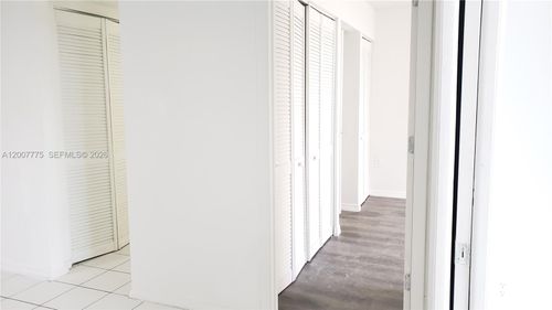 215-1251 Ne 108th St, Miami, FL, 33161-7339 | Card Image