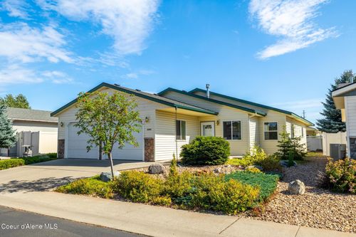 8494 W Rushmore St, Rathdrum, ID, 83858-8568 | Card Image
