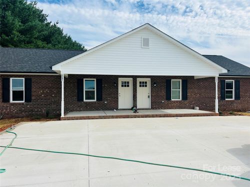 3291 Paul Elmore Rd, Lincolnton, NC, 28092-0724 | Card Image