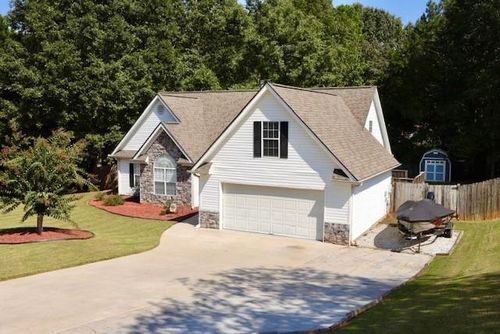50 Butler Bridge Cir, Covington, GA, 30016-9001 | Card Image