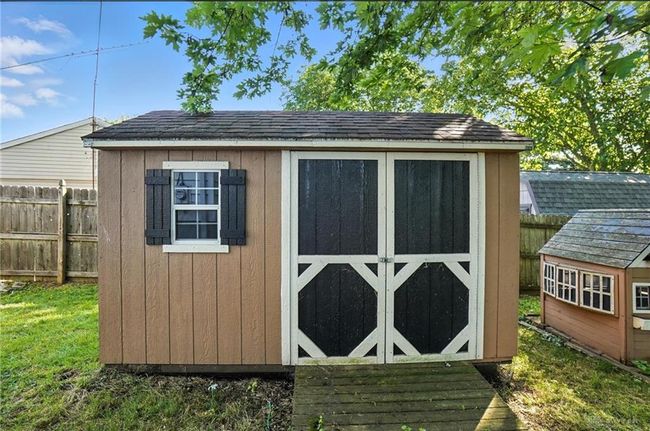 1881 Commonwealth Dr, House other with 3 bedrooms, 2 bathrooms and null parking in Xenia OH | Image 27
