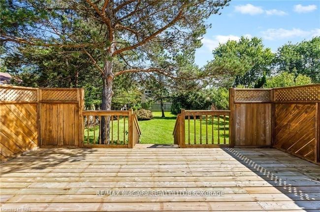 7422 Dorchester Rd, House other with 4 bedrooms, 2 bathrooms and 3 parking in Niagara Falls ON | Image 33