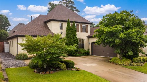 135 Blackburn Dr, Little Rock, AR, 72211-2168 | Card Image