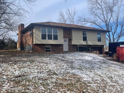 317 W Forest Ln, JEFFERSON CITY, MO, 65109-3018 | Card Image