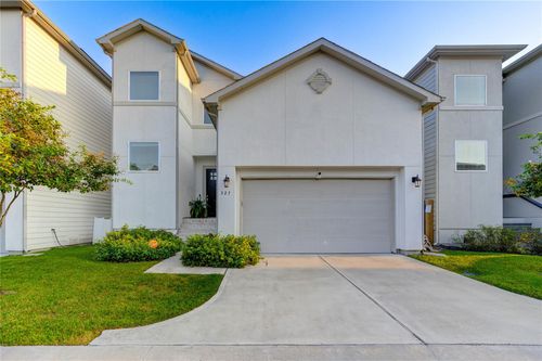 327 Yale Oaks Ln, Houston, TX, 77091-2547 | Card Image