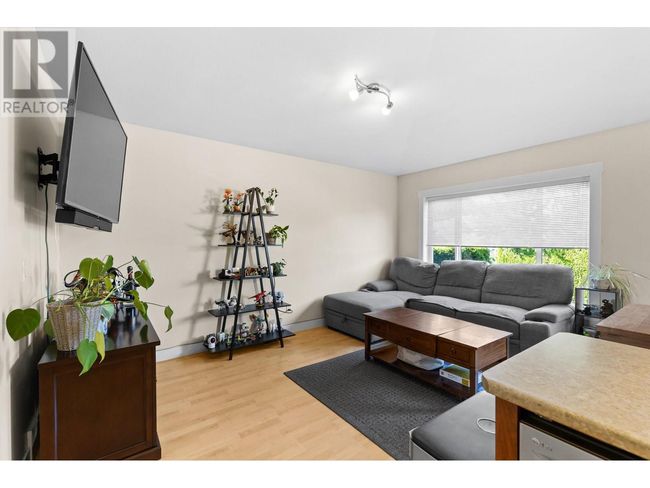 14 - 225 Glen Park Dr, Townhouse with 3 bedrooms, 2 bathrooms and 2 parking in Kelowna BC | Image 9