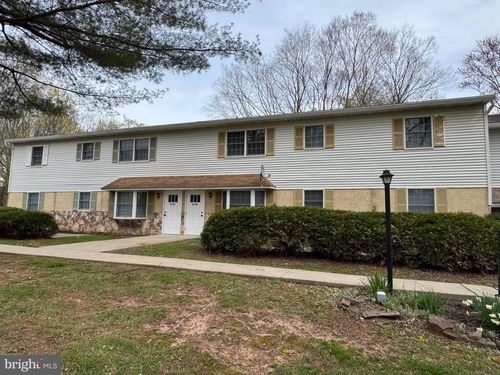 2-2102 Whitpain Hls, BLUE BELL, PA, 19422-1375 | Card Image
