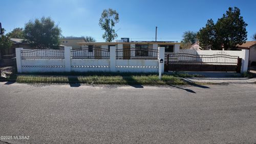 251 W Missouri St, Tucson, AZ, 85714-2937 | Card Image