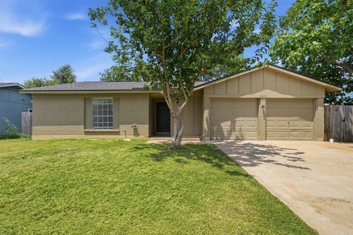1913 Denfield Dr, Round Rock, TX, 78664-2220 | Card Image