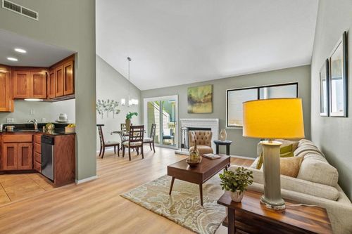 29 Arabian Way, Scotts Valley, CA, 95066-4744 | Card Image