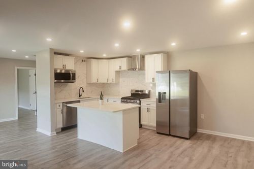 apt-101-1550 Renate Dr, WOODBRIDGE, VA, 22192-2707 | Card Image