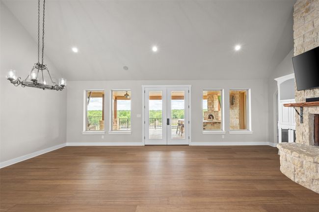 727 S Sugartree Dr, House other with 4 bedrooms, 4 bathrooms and null parking in Lipan TX | Image 5
